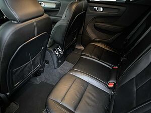 Volvo  XC 40