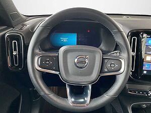 Volvo  XC 40