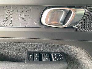 Volvo  XC 40