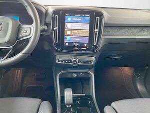 Volvo  XC 40