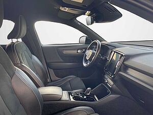 Volvo  XC 40