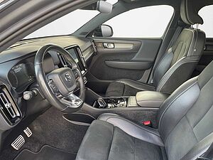 Volvo  XC 40