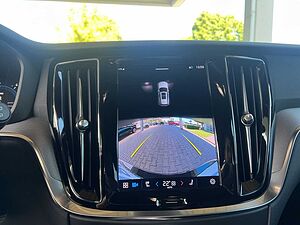 Volvo  Plus Dark Recharge