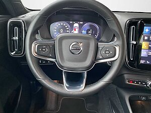 Volvo  XC 40