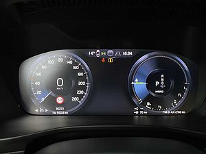 Volvo  XC 40