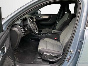 Volvo  XC 40