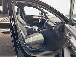 Volvo  XC 40