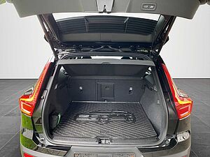 Volvo  XC 40
