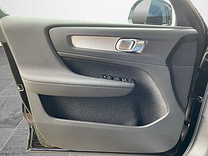 Volvo  XC 40