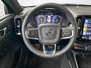 Volvo  XC 40