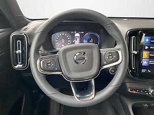 Volvo  XC 40