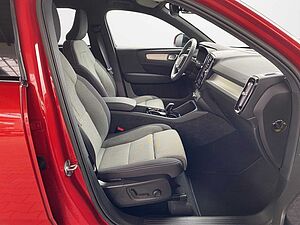 Volvo  XC 40
