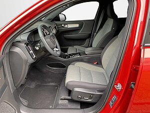 Volvo  XC 40