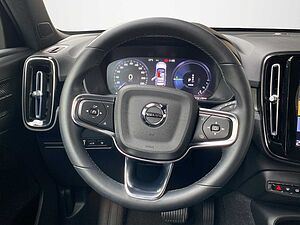 Volvo  XC 40