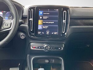 Volvo  XC 40