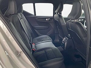 Volvo  XC 40