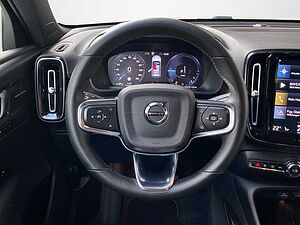 Volvo  XC 40