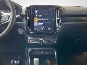 Volvo  XC 40