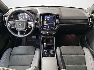 Volvo  XC 40