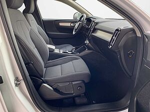 Volvo  XC 40