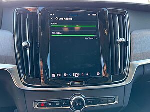 Volvo  Ultimate