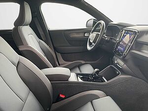 Volvo  XC 40