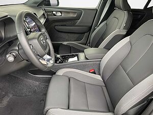 Volvo  XC 40