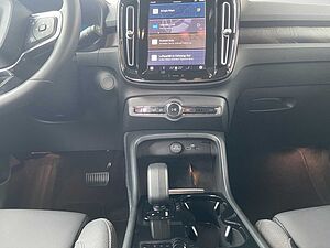 Volvo  XC 40