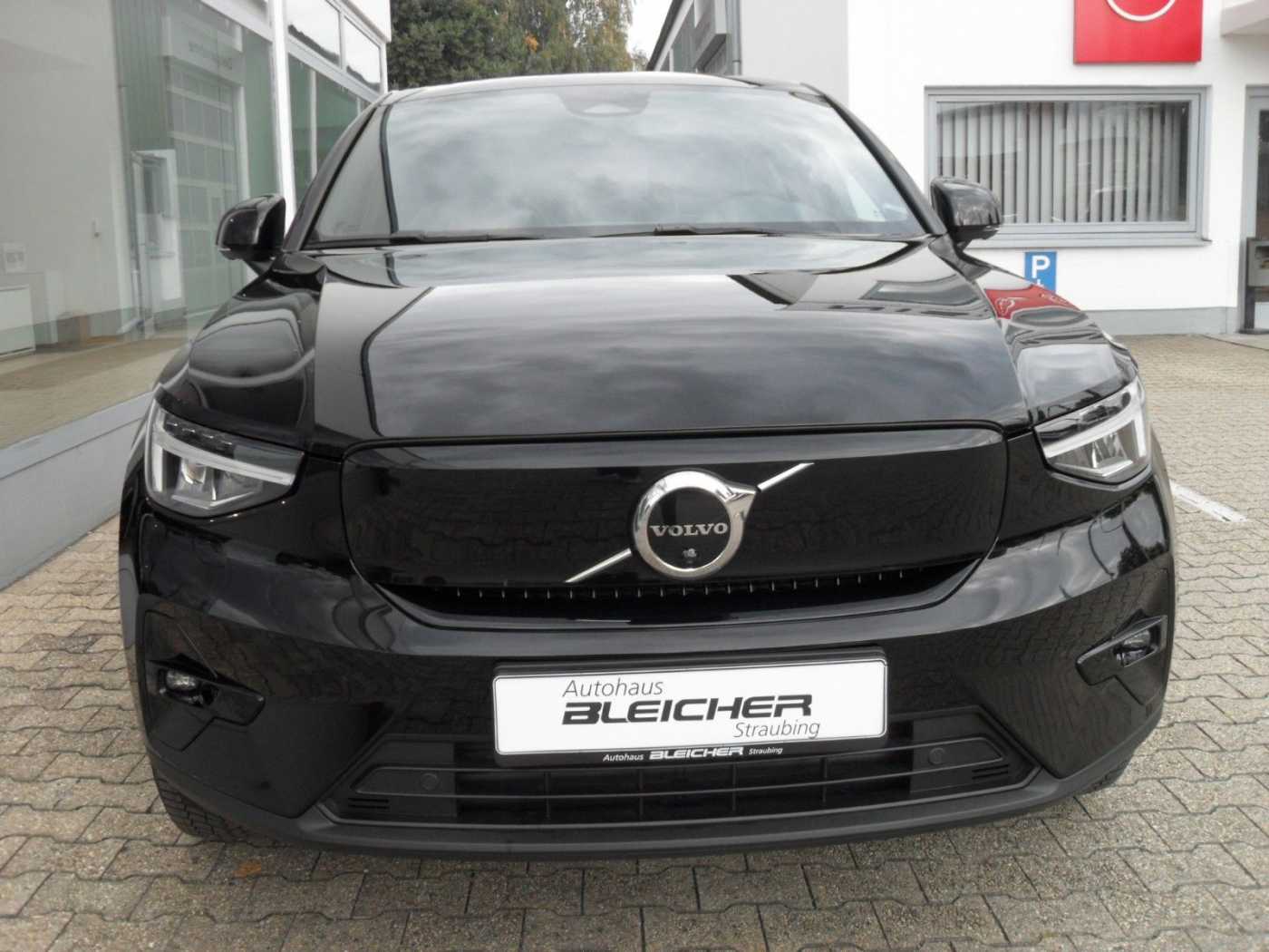 Volvo  Ultimate Recharge Pure Electric AWD