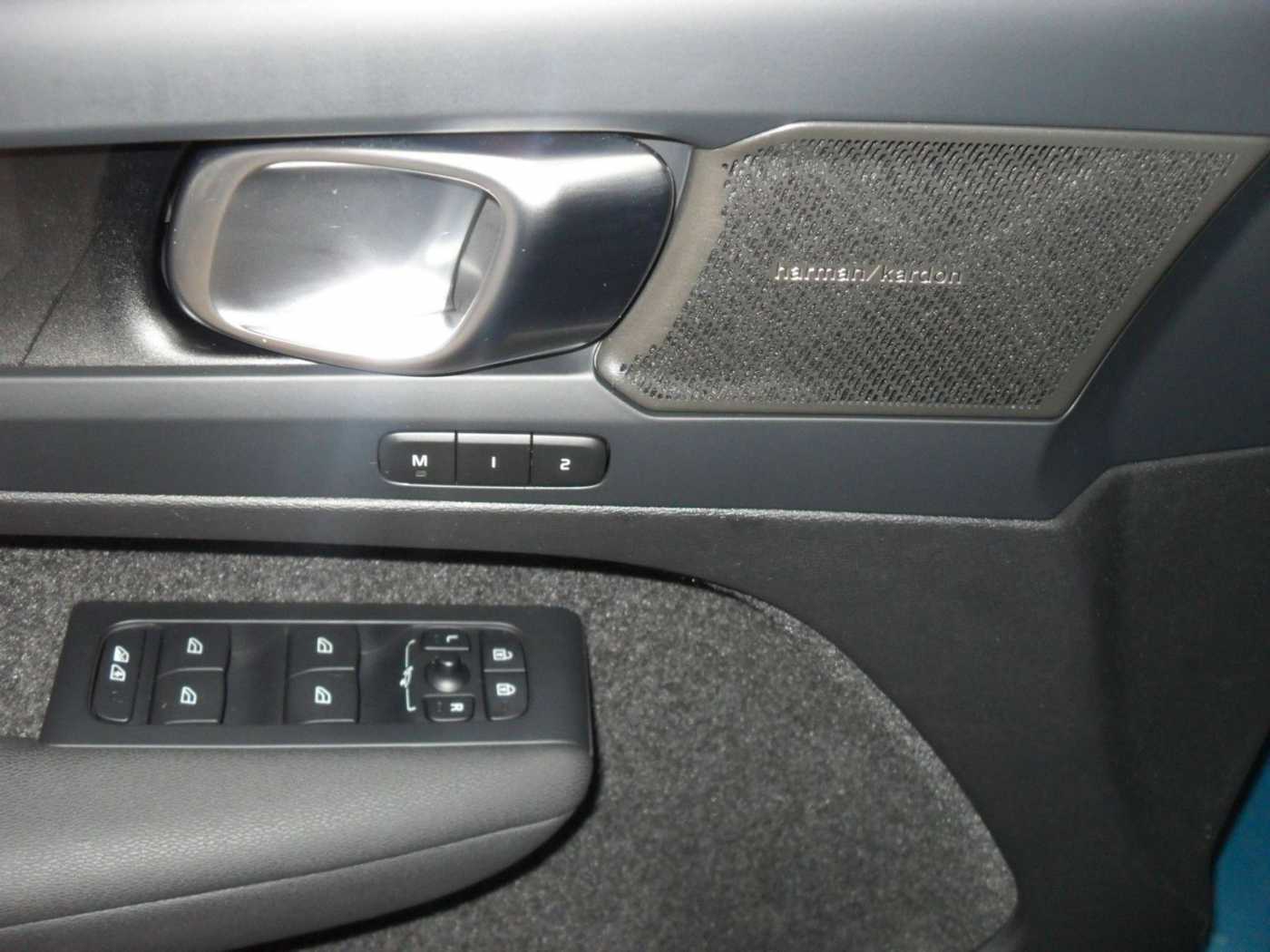 Volvo  Ultimate Pure Electric 2WD | Batterie-Zerti.