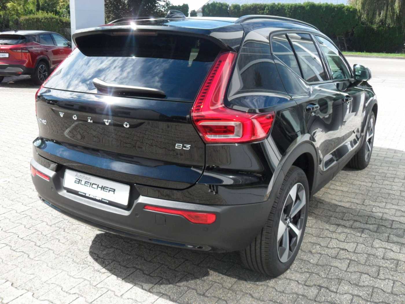 Volvo  Plus Dark 2WD | 360°| Navi | NS