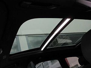 Volvo  B5 Plus Dark AWD
