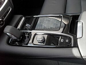 Volvo  T8 Lim. Ultimate Dark | 360° | HeadUp | Pano.