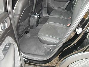 Volvo  Ultimate Recharge Pure Electric AWD