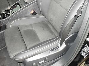 Volvo  Ultimate Recharge Pure Electric AWD