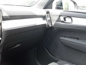 Volvo  Plus Dark 2WD | 360°| Navi | NS