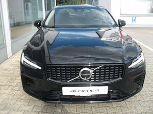 Volvo  T8 Lim. Ultimate Dark | 360° | HeadUp | Pano.