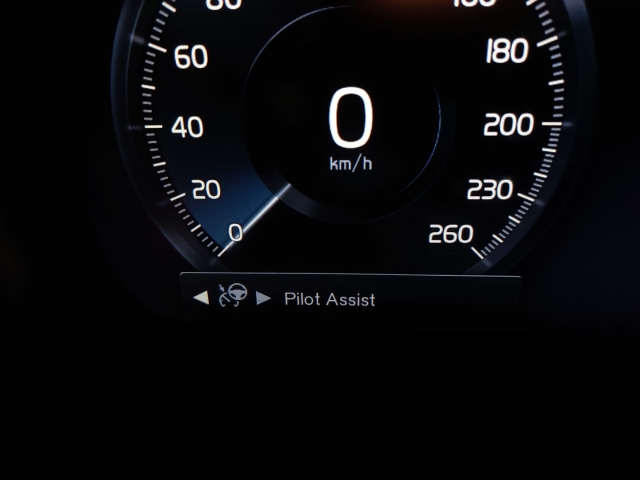 Volvo  V60 Recharge Inscription, T6 AWD Plug-in Hybrid