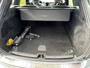 Volvo  XC60 Recharge R-Design, T6 AWD Plug-in Hybrid