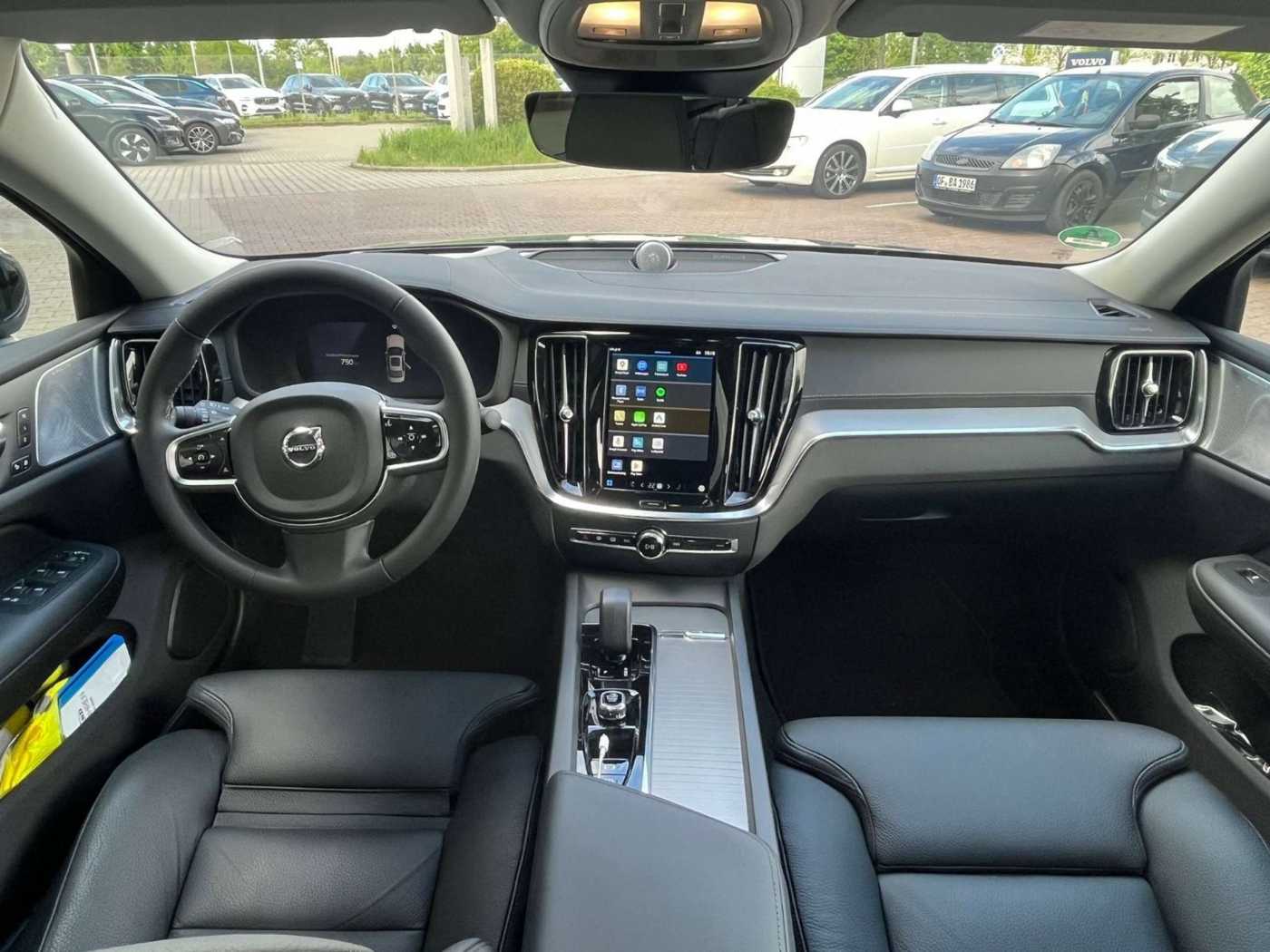 Volvo  B5 AWD Ultimate Dark Auto