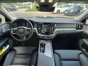 Volvo  B5 AWD Ultimate Dark Auto