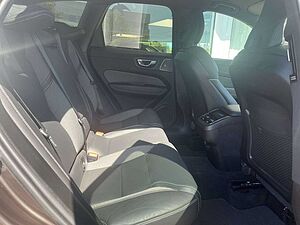 Volvo  B5 D AWD R Design Geartronic