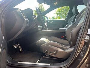 Volvo  B5 D AWD R Design Geartronic