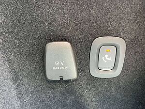 Volvo  T8 AWD Recharge Ultimate Dark Auto