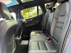 Volvo  T8 AWD Recharge Ultimate Dark Auto
