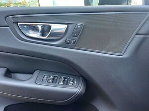 Volvo  B4 D AWD Plus Bright Auto