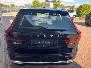 Volvo  B4 D AWD Plus Bright Auto