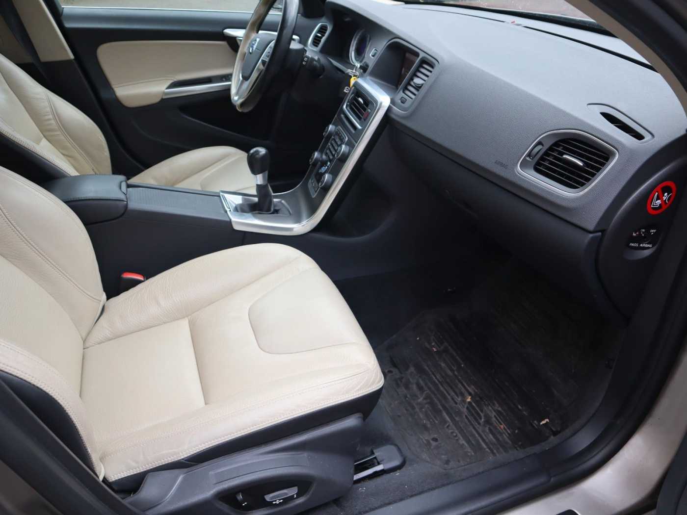 Volvo  D3 Summum