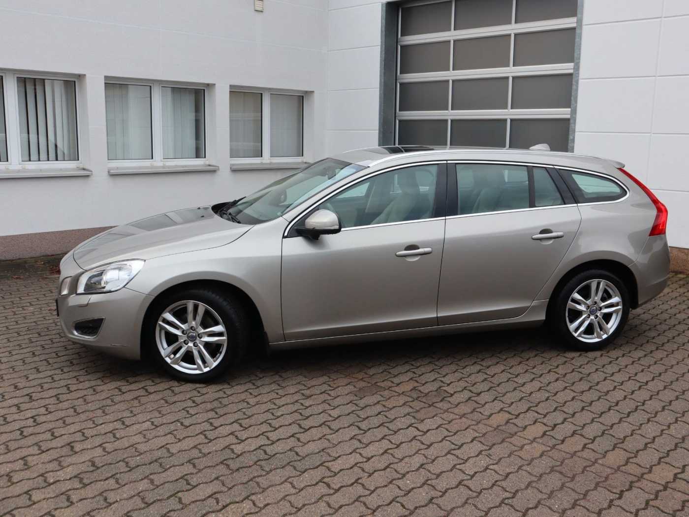 Volvo  D3 Summum