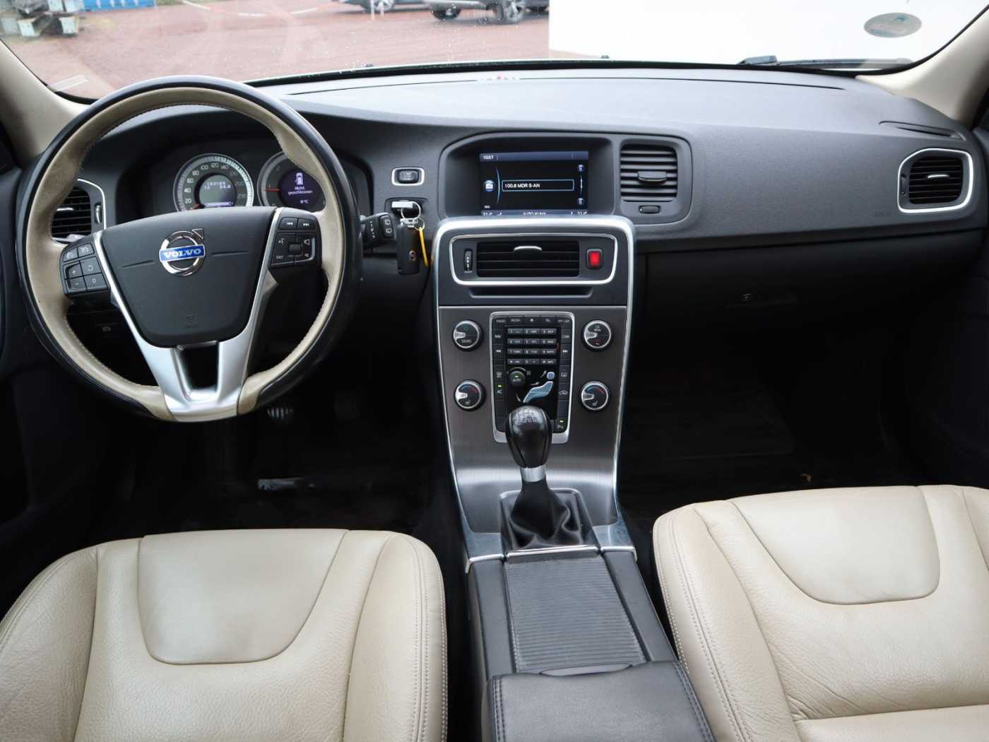 Volvo  D3 Summum